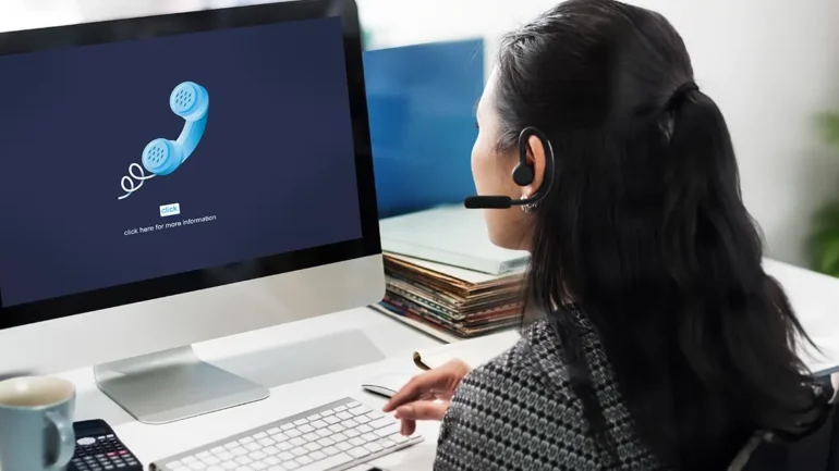 Contact center dialer